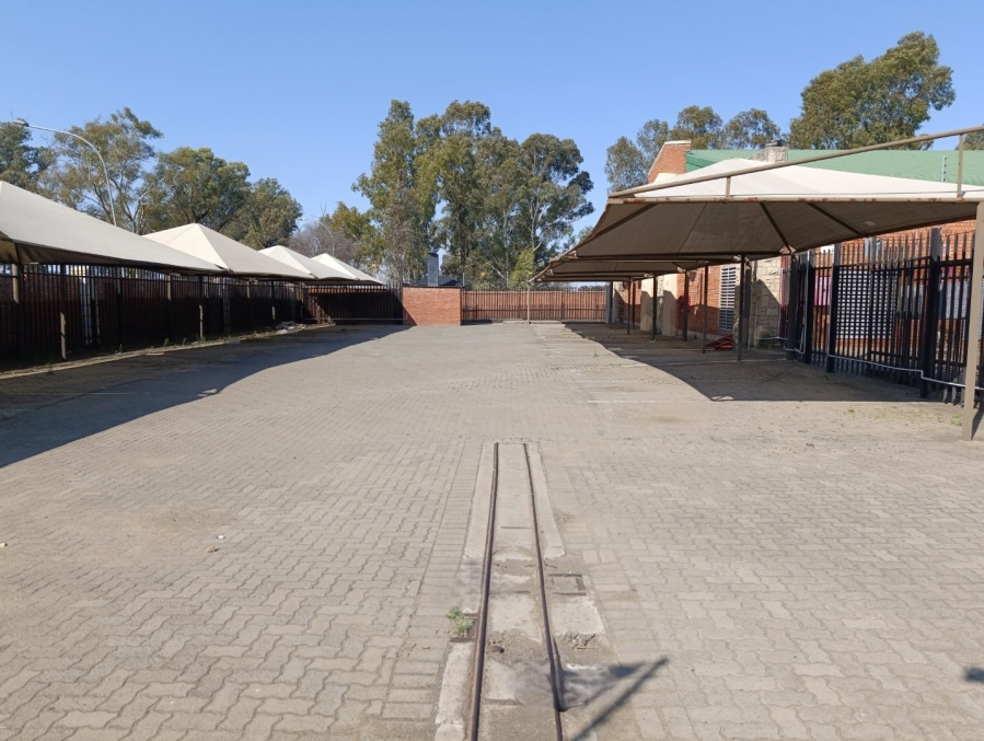To Let commercial Property for Rent in Oos Einde Free State